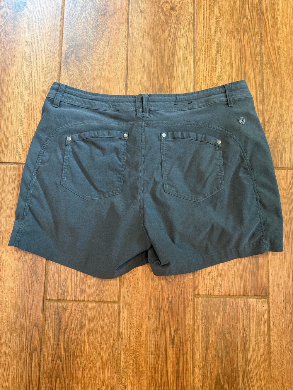 Kuhl Women's Gray Shorts Drawstring Pockets 4” Inseam Size 14 - Picture 3 of 3